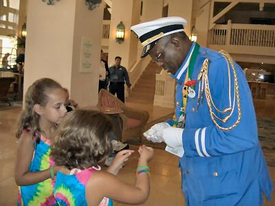 Trading Pins with Art the Greeter