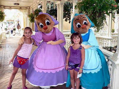 Perla and Suzy and Brinn and Maddy