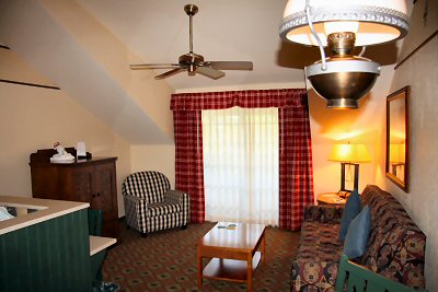 One Bedroom Livingroom