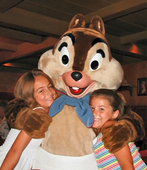 Chip give the girls a squeeze!