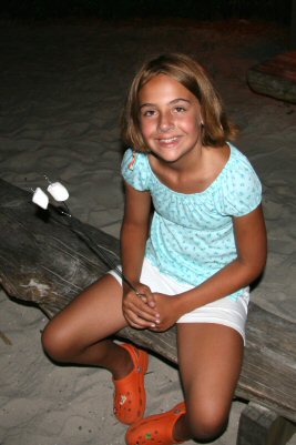 Brinn and I wait for the crowds to thin before roasting our marshmellows