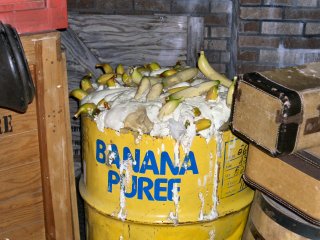 Muppets Barrel of Bananas
