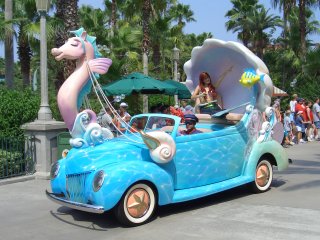 Stars and Motorcars Parade