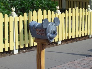 Mickey's Mailbox
