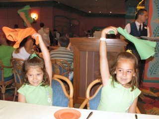 Even a bit of napkin waving!