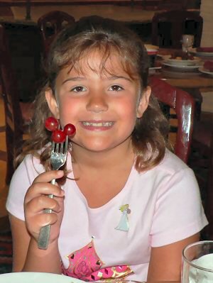 Maddy 'finds' a hidden Mickey