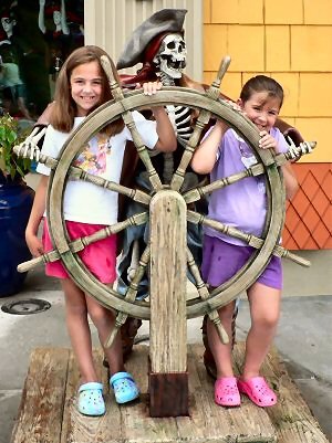Pirate display outside World of Disney Store