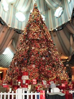Dolphin Christmas Tree