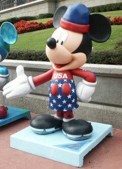 Mickey Statue