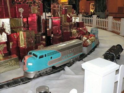 Dolphin Christmas Tree Train